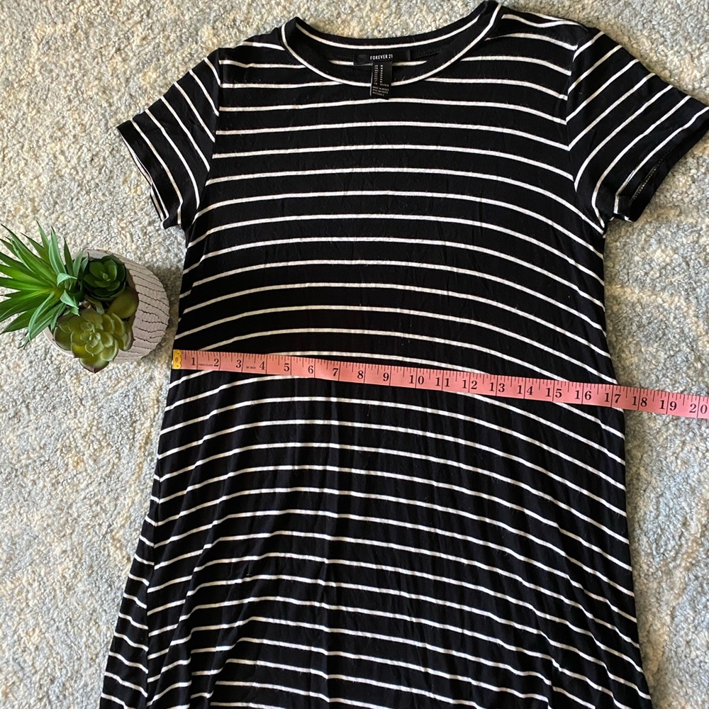 Forever 21 Striped Dress - Picture 3 of 4